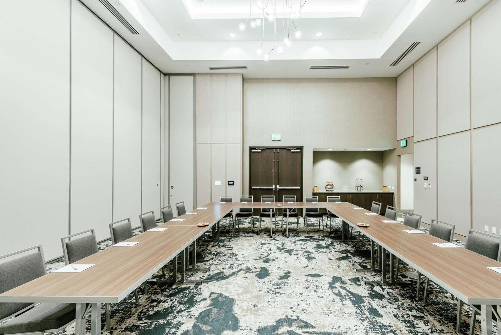 Hilton Garden Inn Denver Union Station Екстер'єр фото